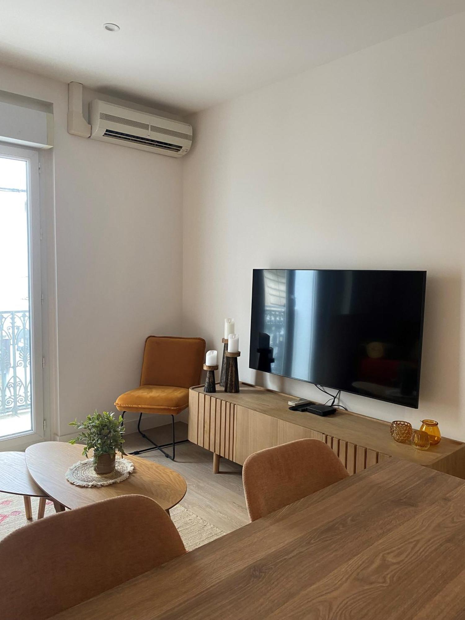 Luxe & Confort, Spacieux, Neuf, Clim Et Central 세테 외부 사진